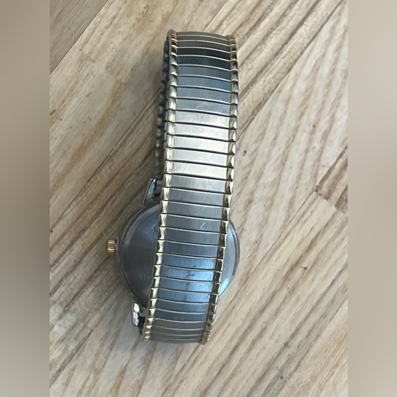 Carriage Ladies Watch Indiglo White Dial Two Tone Stretch Stainless Bracelet - Picture 6 of 8